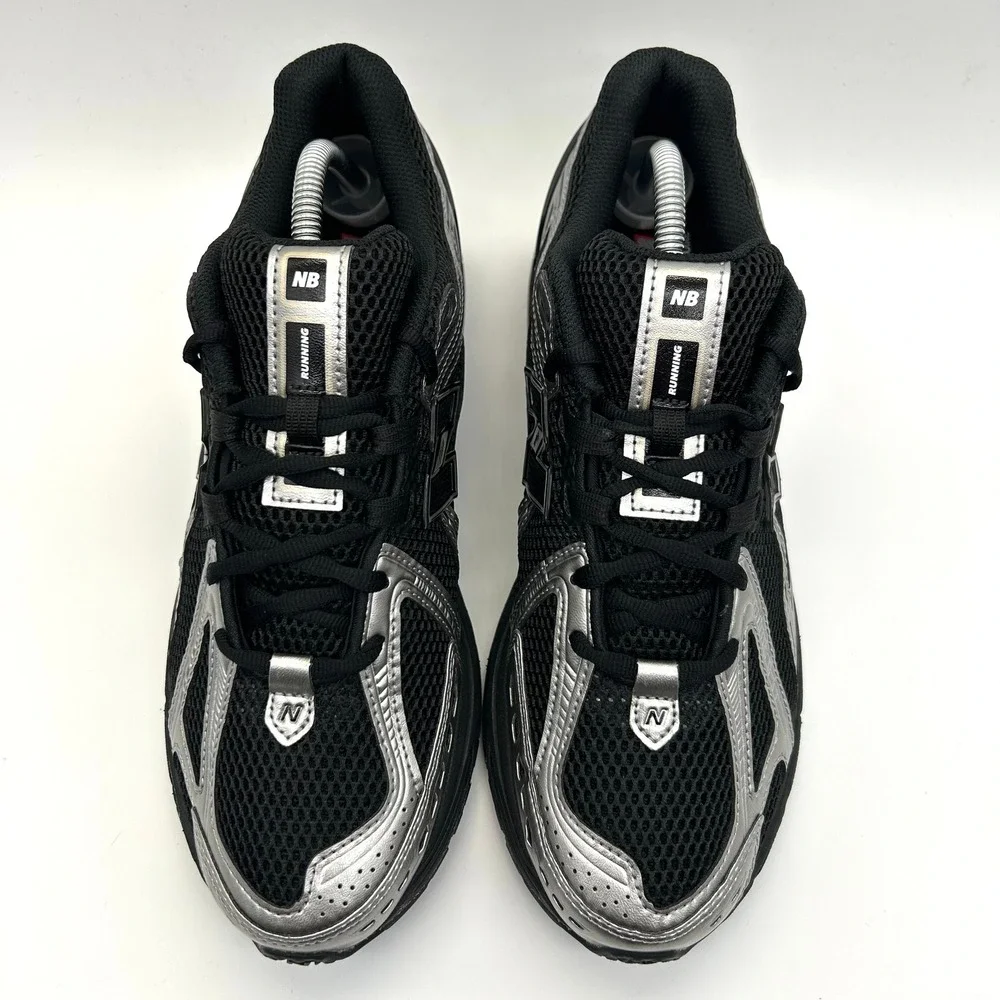 New Balance 1906R Shoes Mens 9 Black Silver Metallic Running Sneakers U1906RCF
